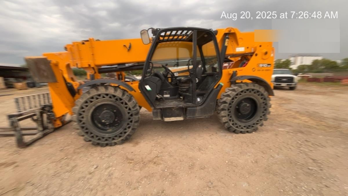 2023 JCB 510-56