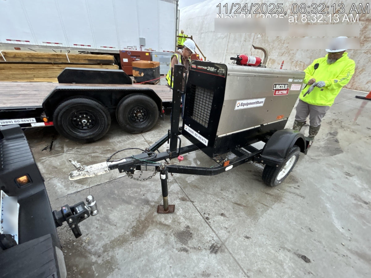 2019 Lincoln Electric Vantage 322 Welder Ready-Pak 3, Two wheel trailer, Fender and Light kit, Cable Rack