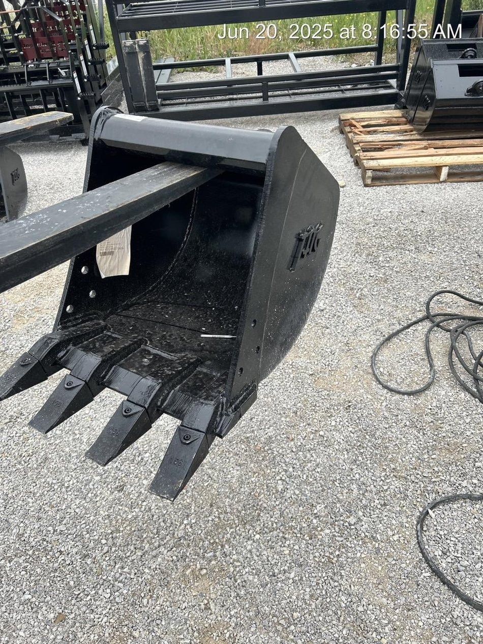 2025 TAG MANUFACTURING 18" HD Bucket - Tag