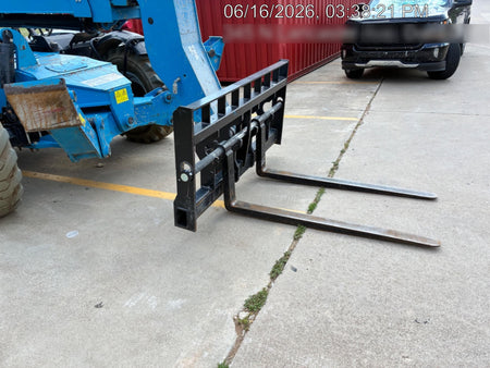 2017 GENIE GTH-1056
