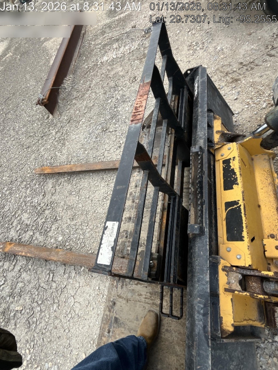 2021 ARROW MATERIAL HANDLING 60" Pallet Forks