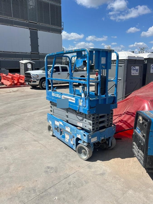 2019 Genie GS-1930 Fixed Rails with Chain Entry