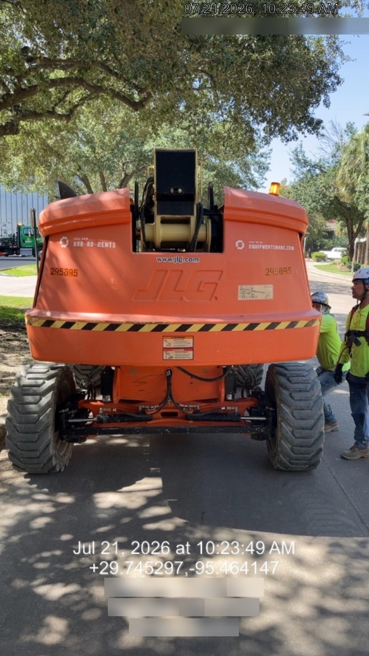 2023 JLG 660SJ