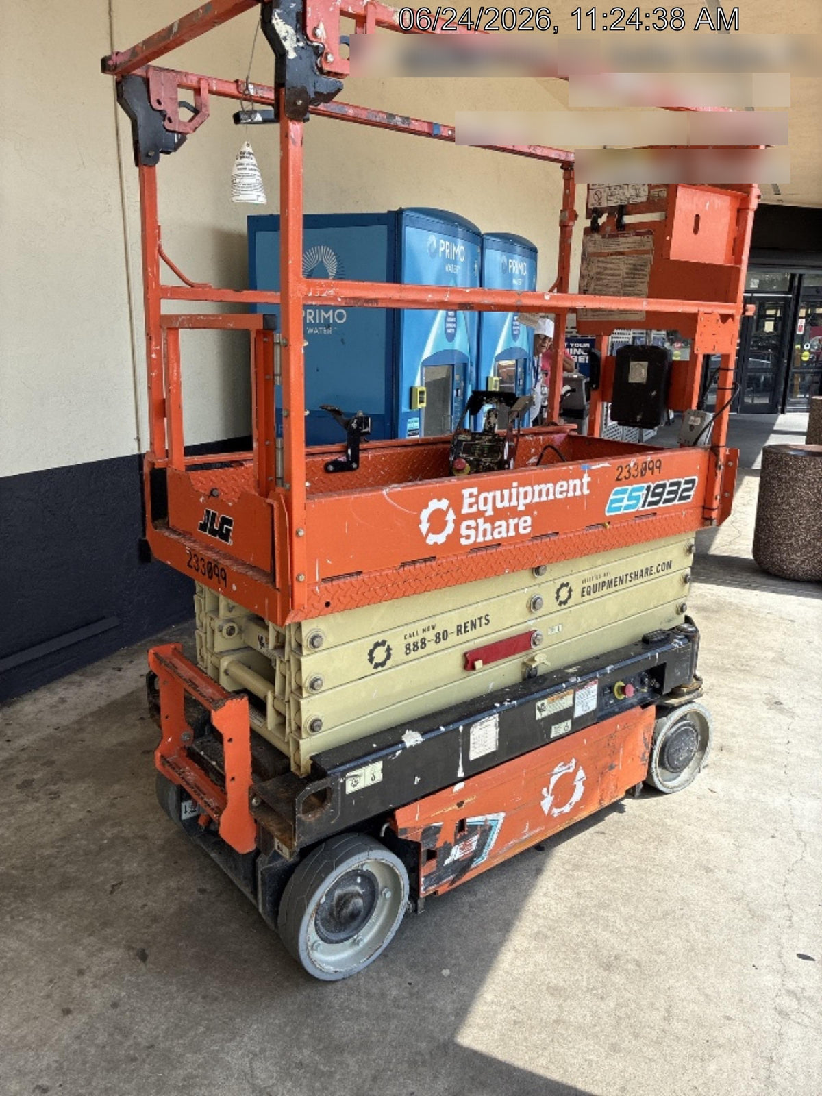 2022 JLG ES1932
