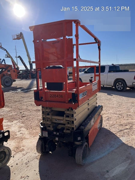 2022 JLG ES1932