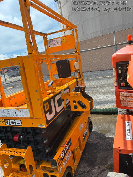 2020 JLG E400AJPN