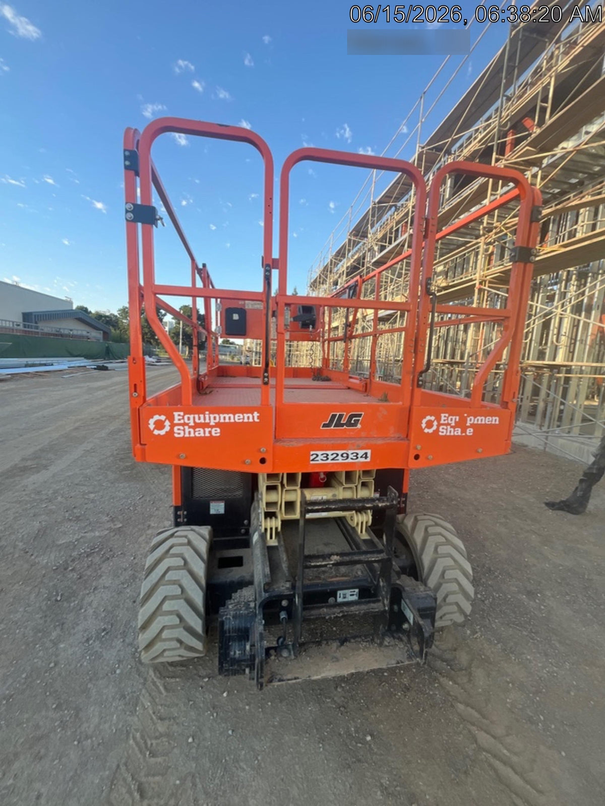 2022 JLG RT2669