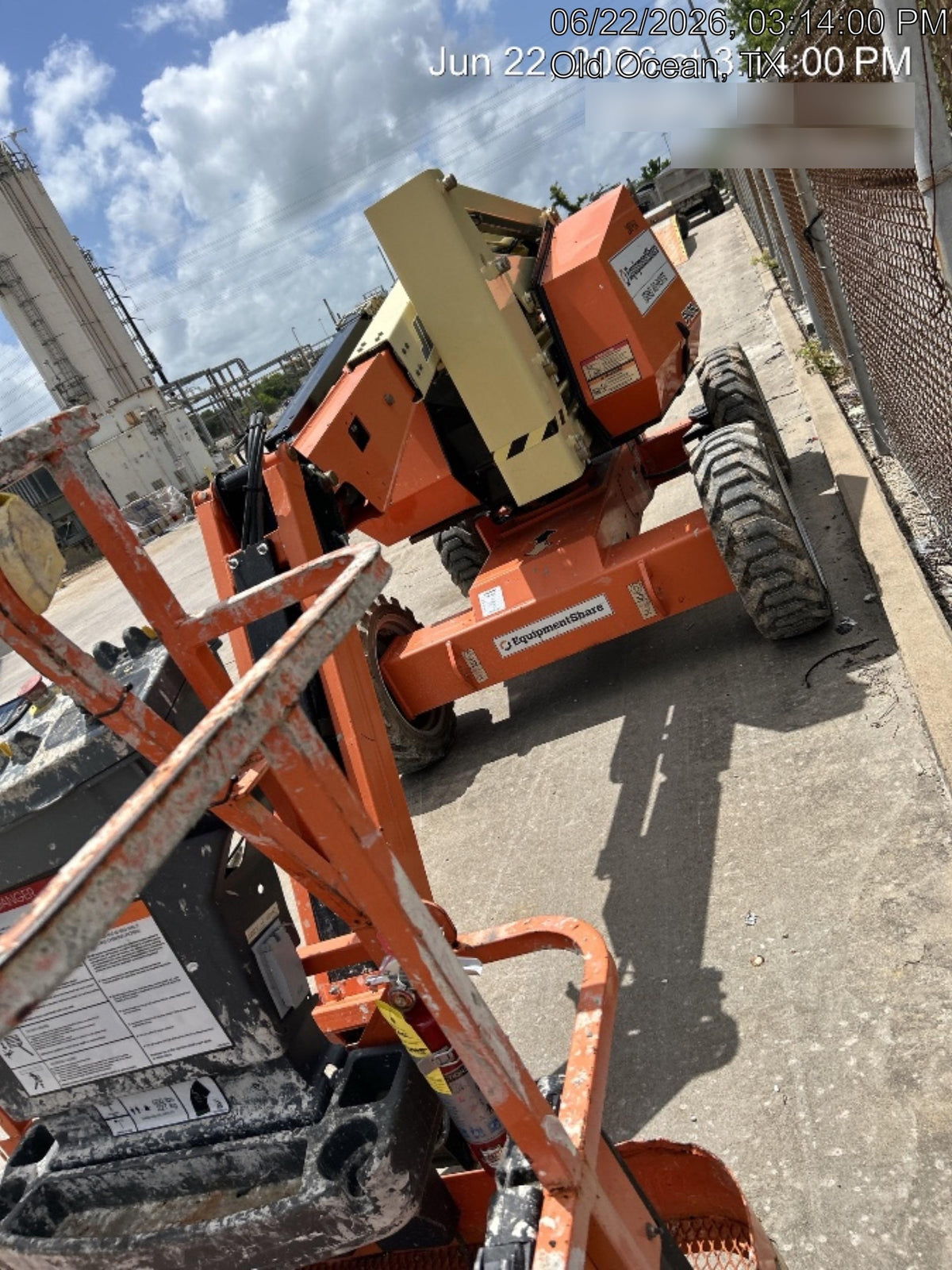 2022 JLG 340AJ