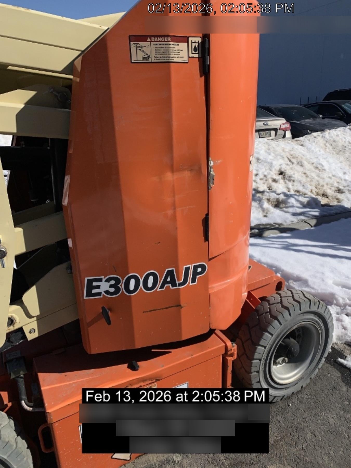 2019 JLG E300AJP