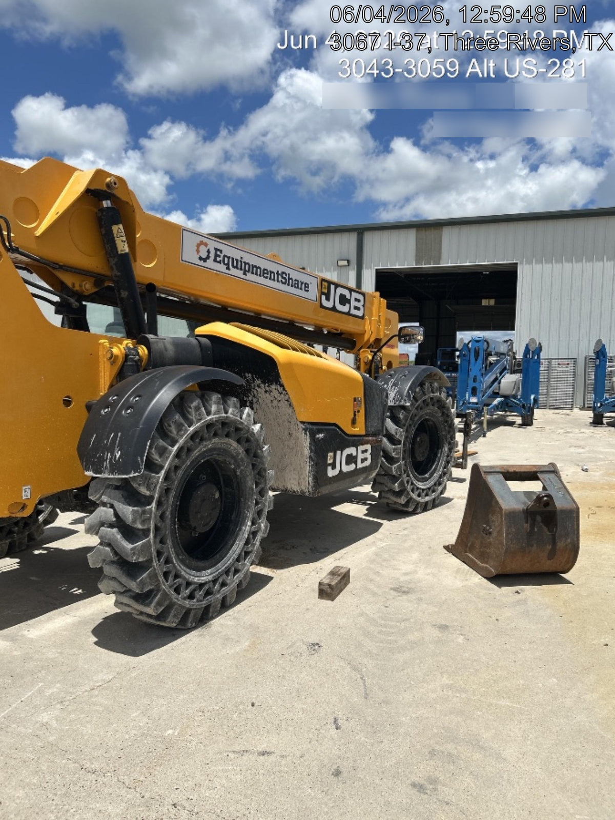2023 JCB 509-42