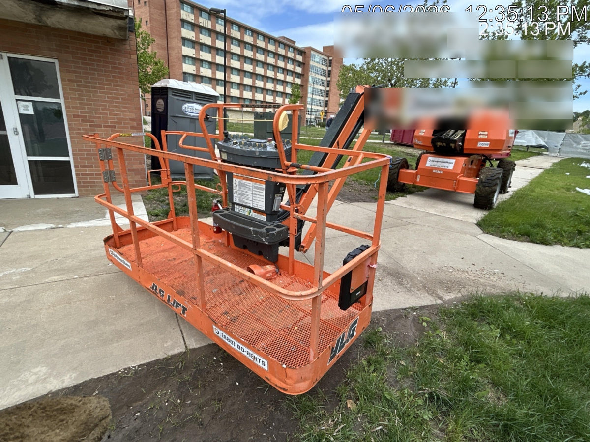 2021 JLG 660SJ