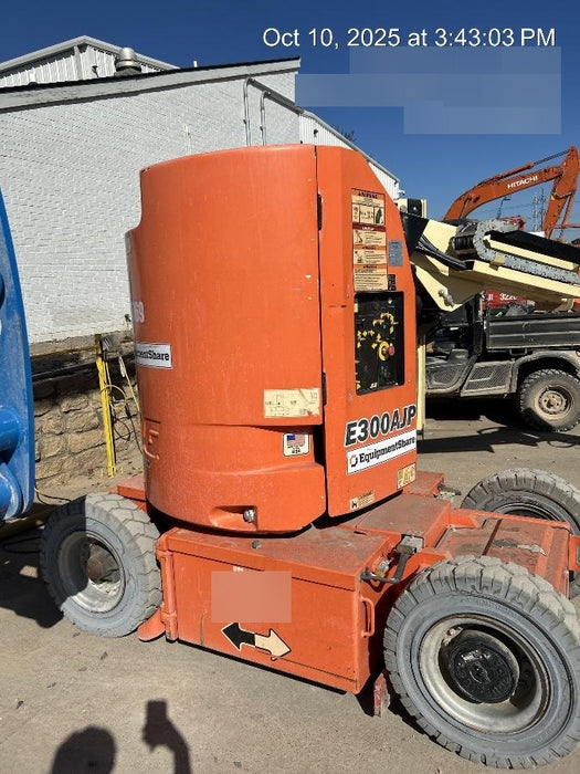 2019 JLG E300AJP