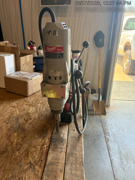 2021 MILWAUKEE 4209-1