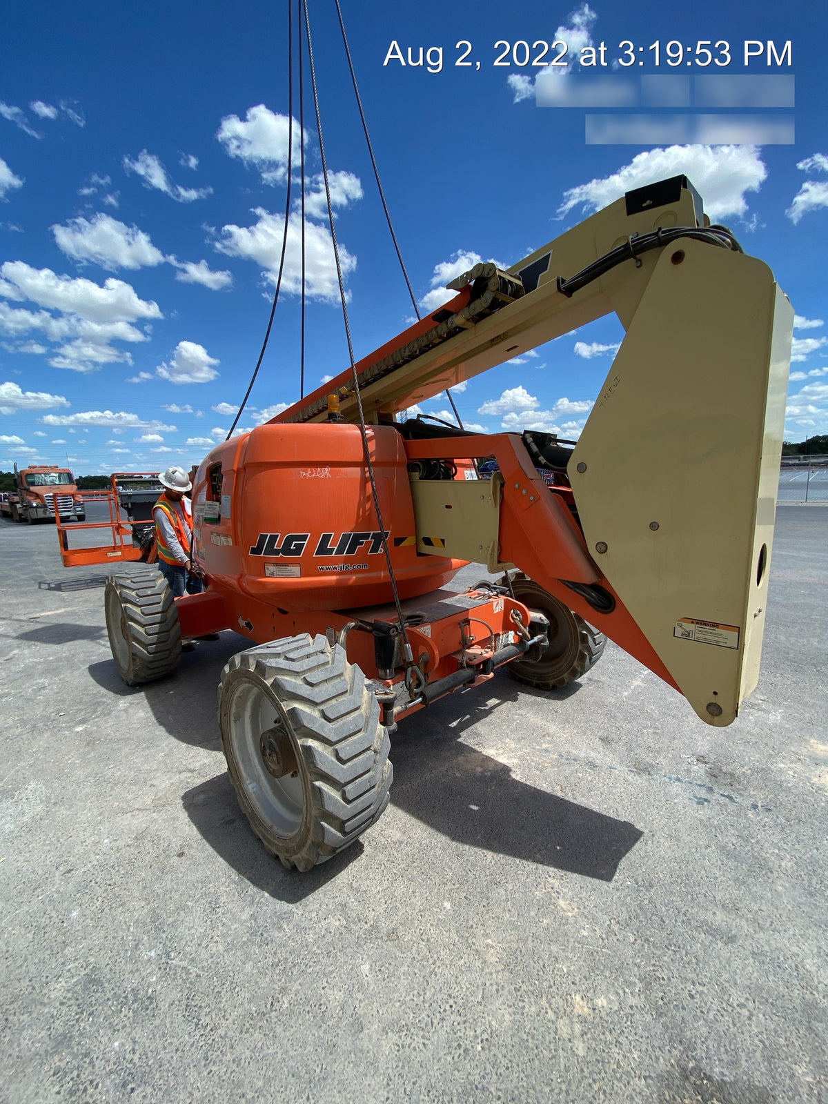 2019 JLG 600AJ