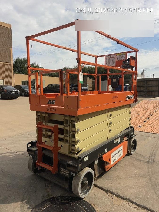 2021 JLG R3246