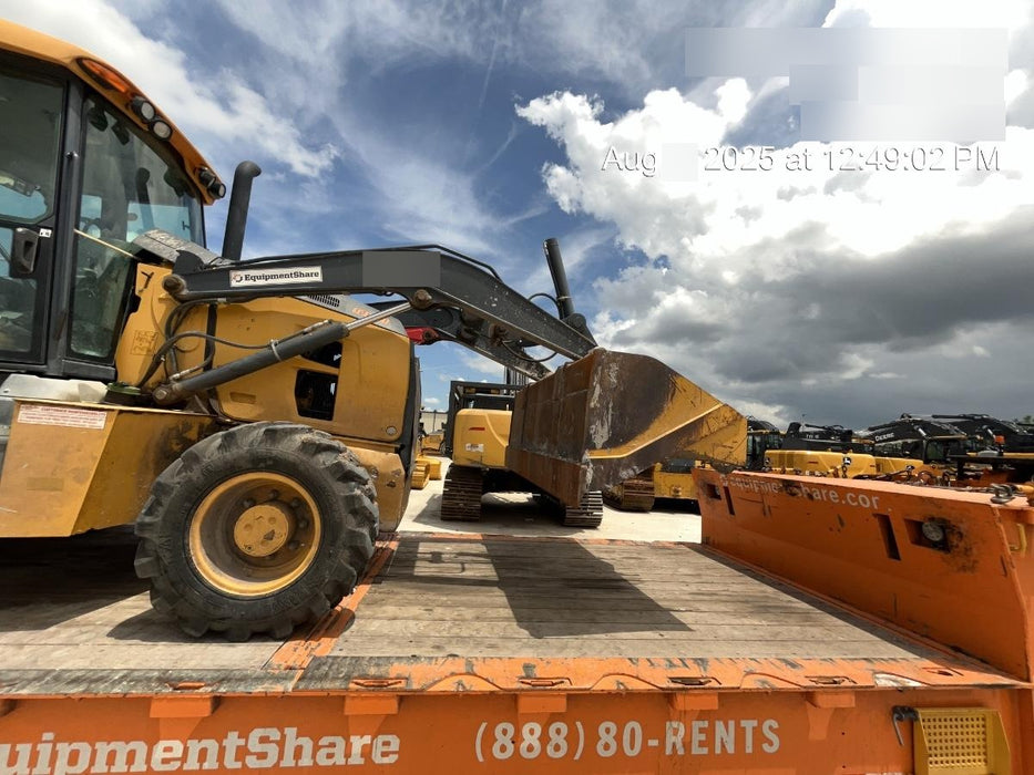 2020 John Deere 410L - Extendable Stick Cab/Heat/Air, 4WD, Extendable Stick, Pilot Controls, 2 Way Hydraulics, TAG Manual QC