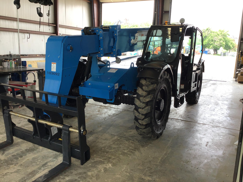 2020 Genie GTH-636 Cab/Heat/Air, Solid Tires, Work Lights, Beacon, Aux Hydraulics, Back up Alarm