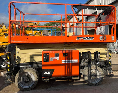 2022 JLG RT4069