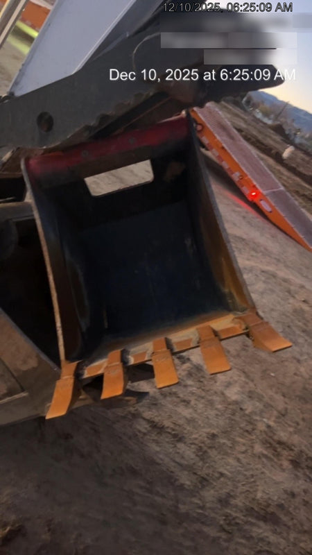 2023 SOLESBEE 24" Bucket, Tooth, Mini Excavator - Solesbee