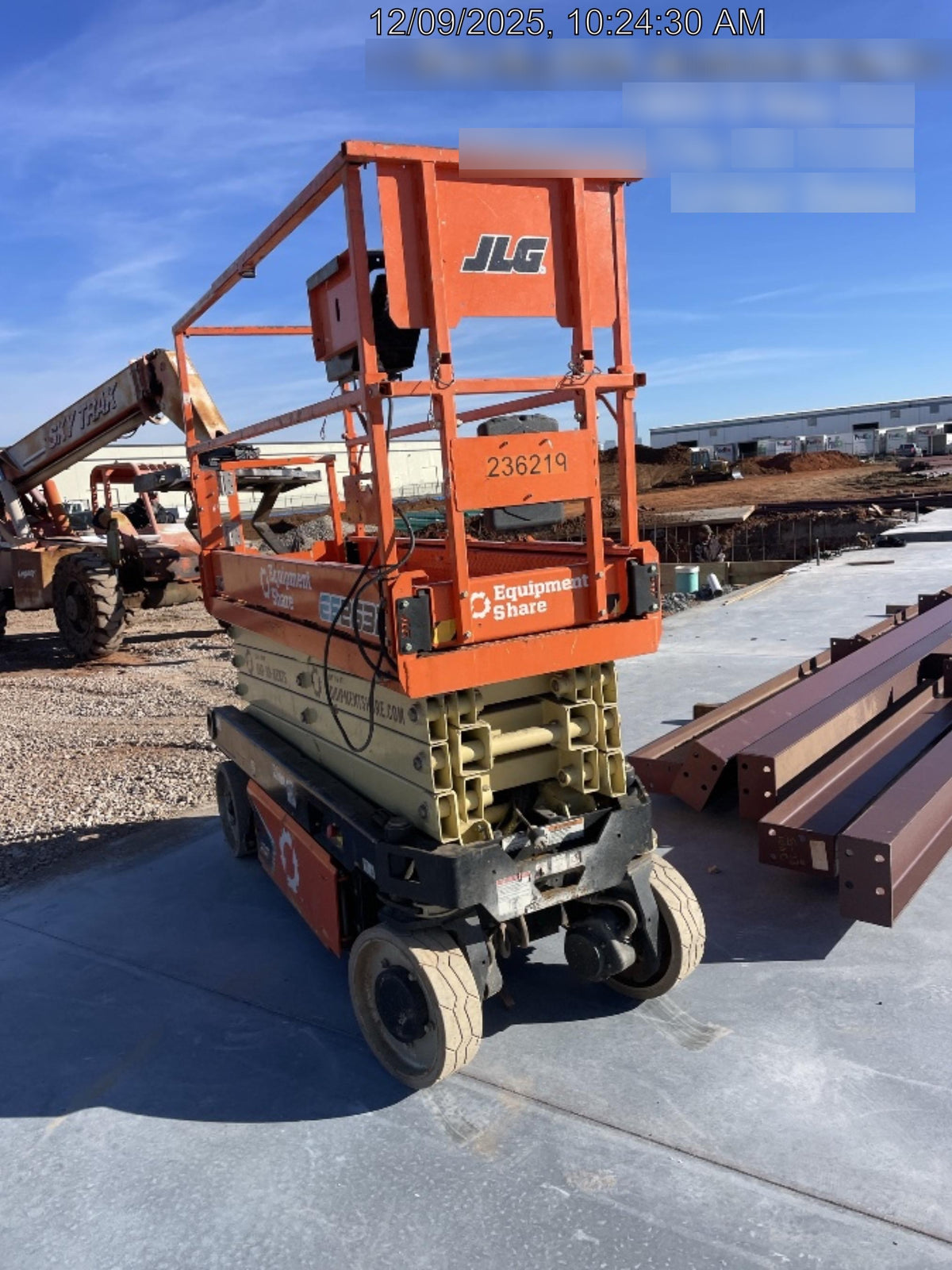 2022 JLG ES2632