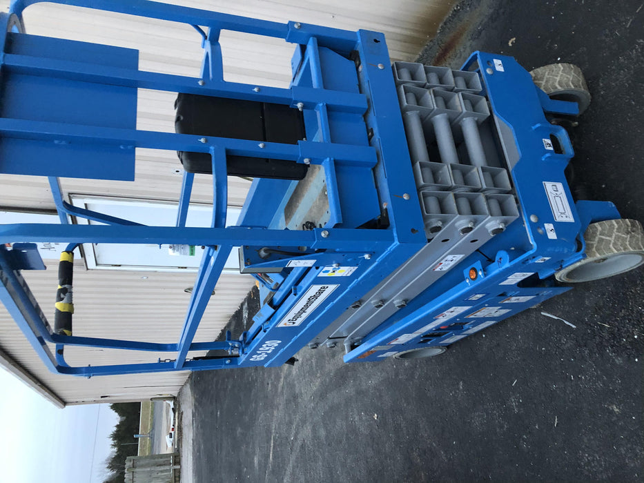 2019 Genie GS-1930 Fixed Rails with Chain Entry