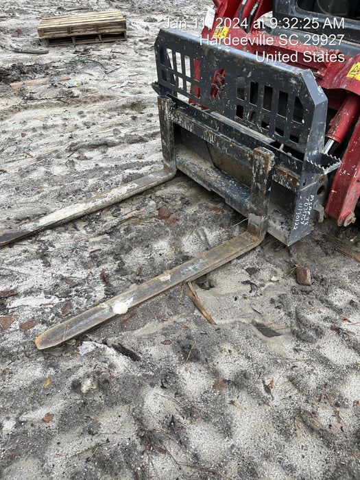 2019 PALADIN 48" Pallet Forks - Paladin