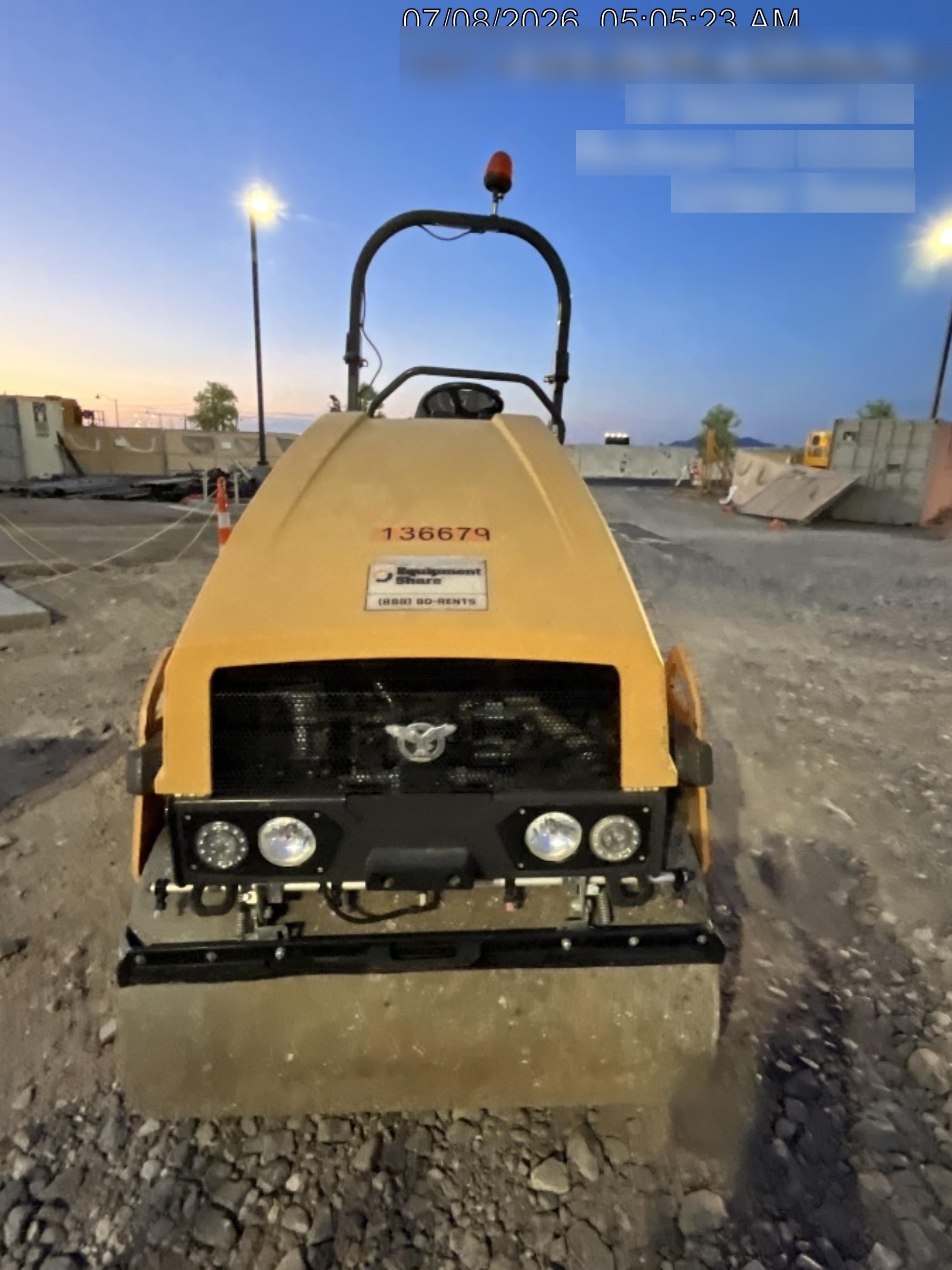 2021 CASE DV26E