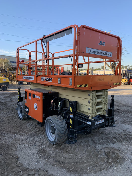 2021 JLG RT4069