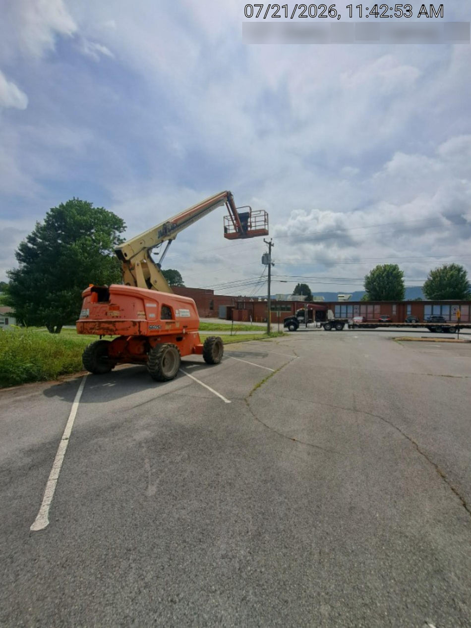 2019 JLG 660SJ
