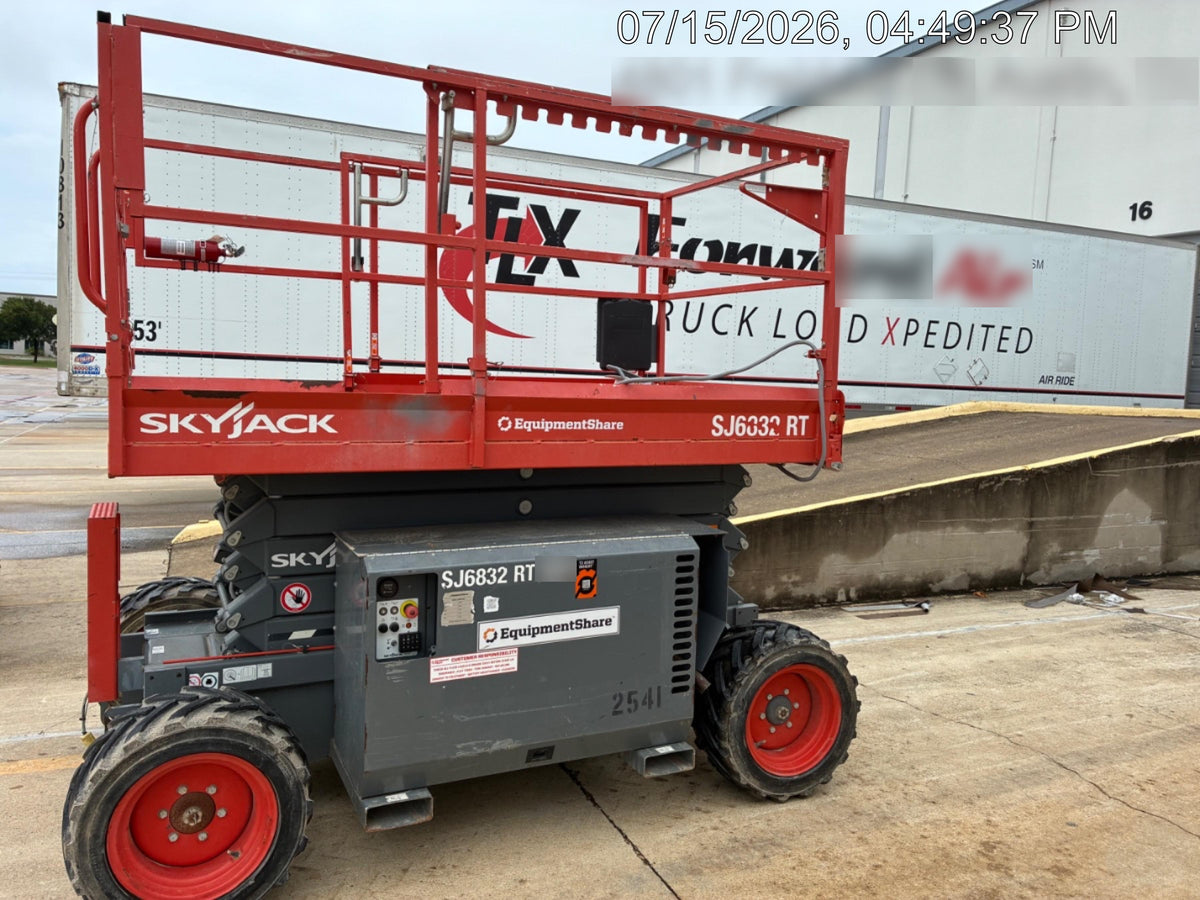 2016 SKYJACK SJ6832 RT