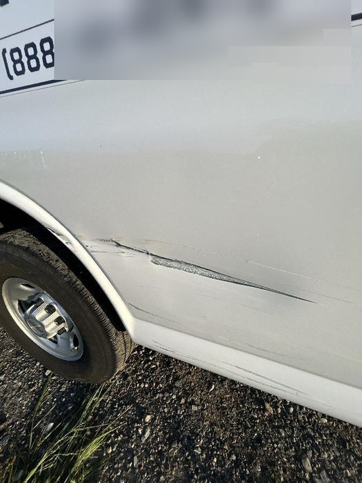 2023 CHEVROLET Express Van - Rental