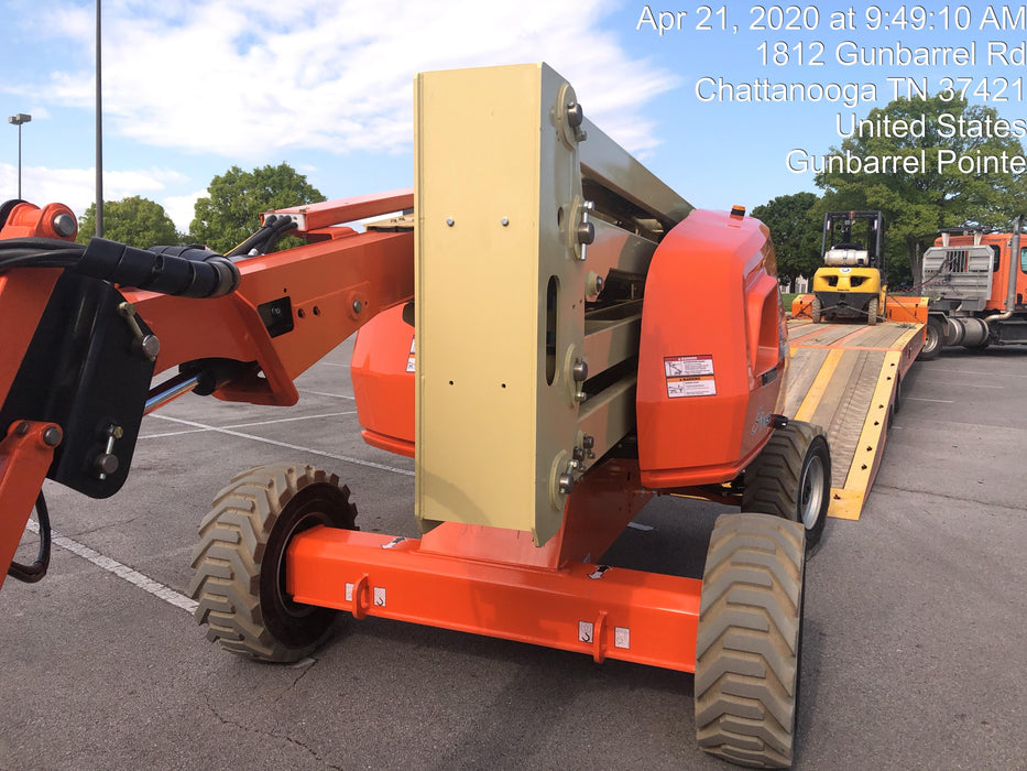 2019 JLG 450AJ