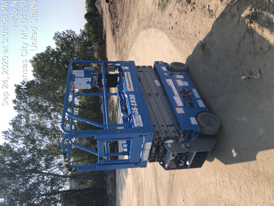 2020 Genie GS-1930 Solid Non Marking Tires, Beacon, Folding rails with half height swing gate