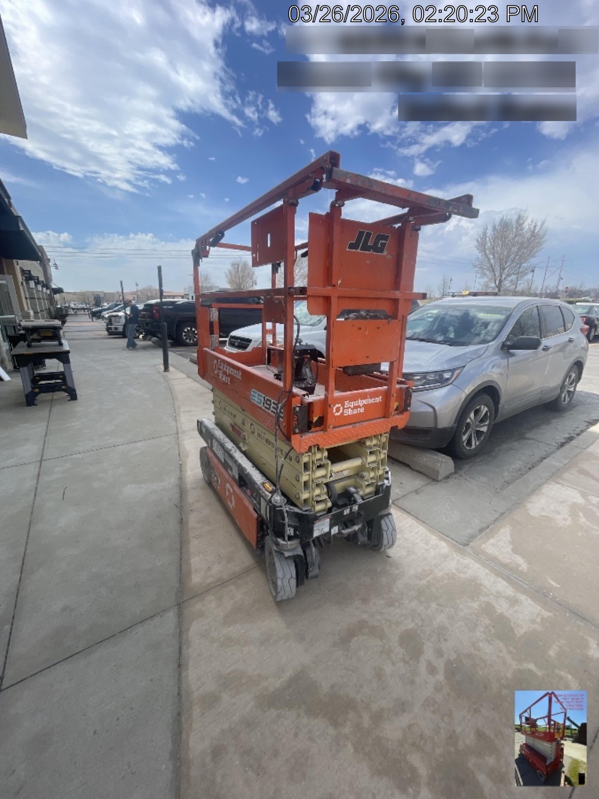 2023 JLG ES1932