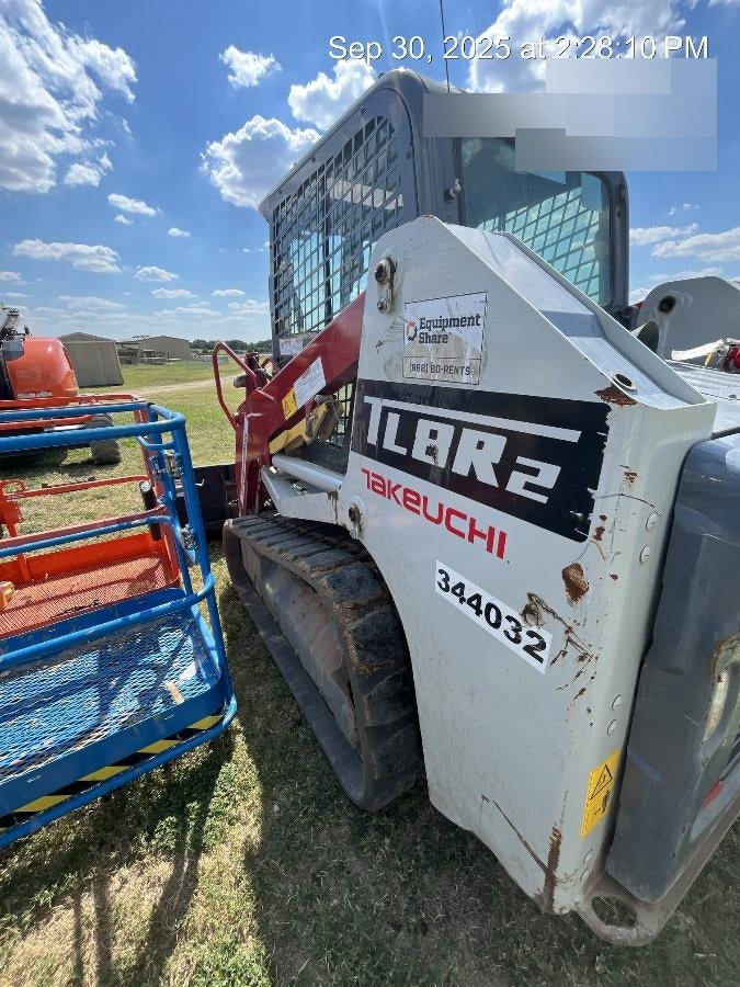 2023 TAKEUCHI TL8R2-CR