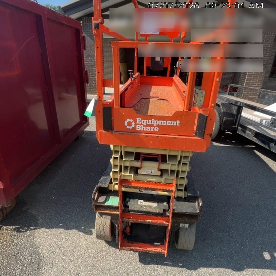 2022 JLG ES2632