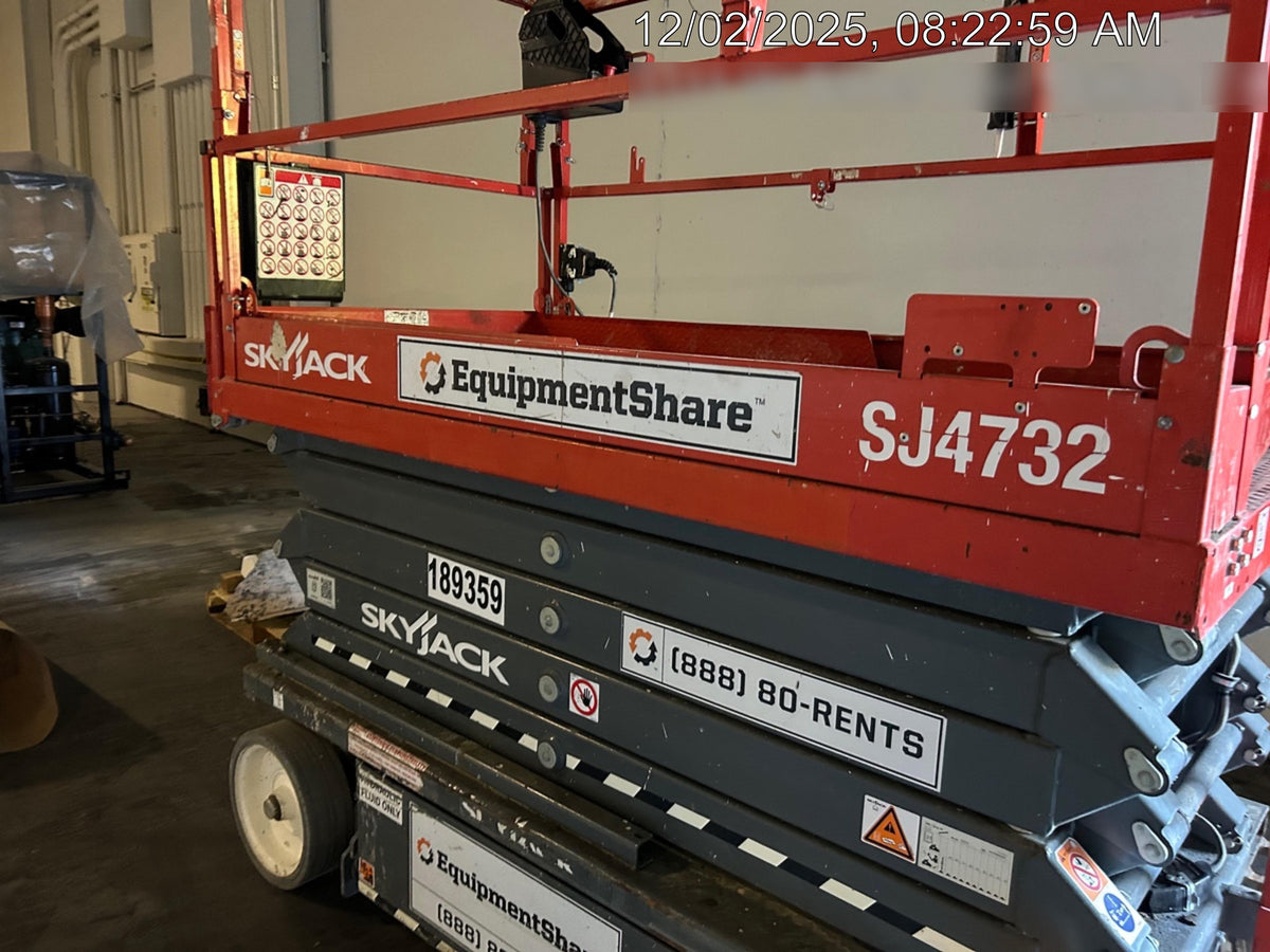 2021 SKYJACK SJ4732