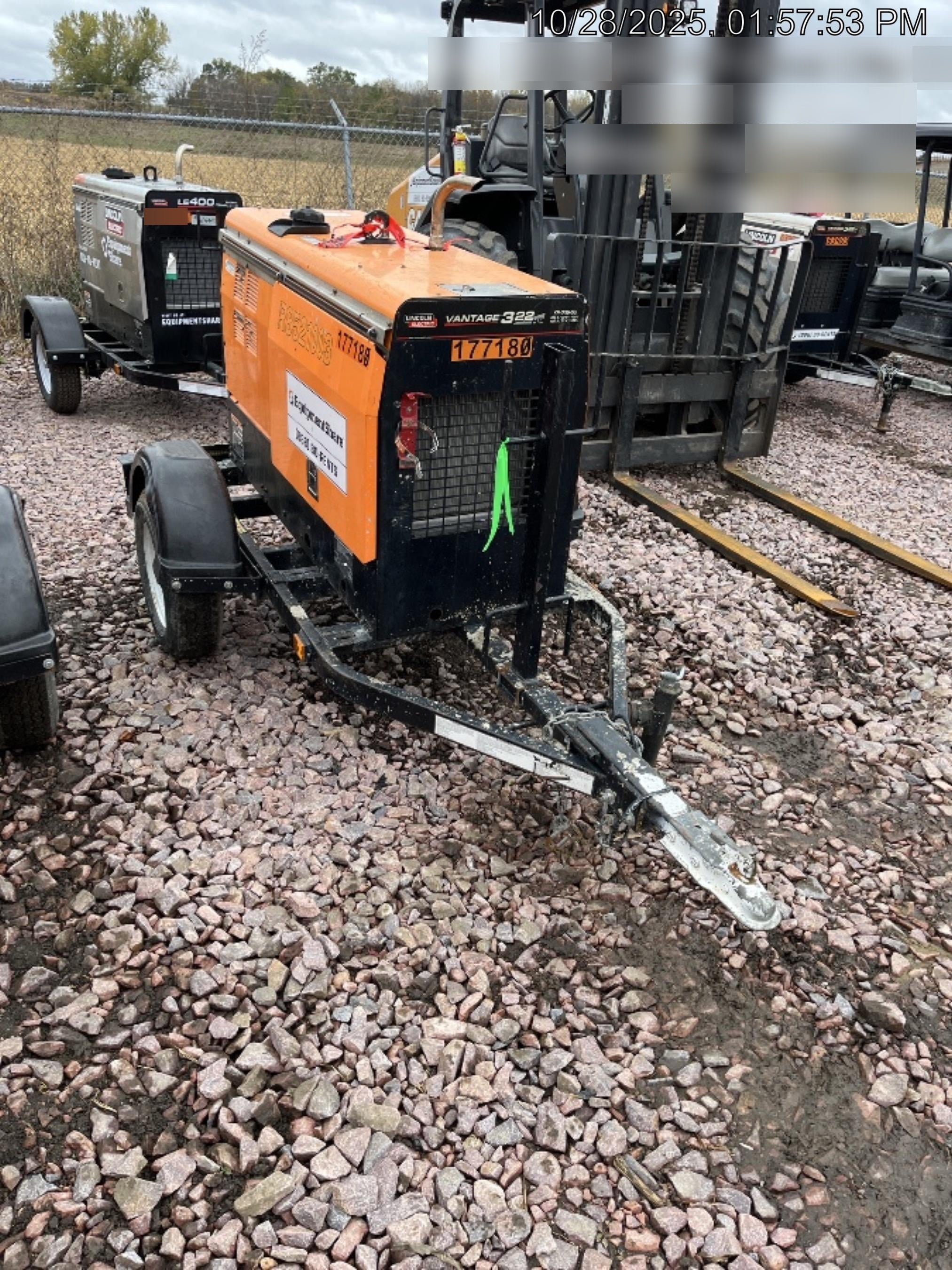 2021 Lincoln Electric Vantage 322 Vantage 322 Ready Pak 3 w/ Decals, ORANGE (includes trailer, cable rack, fender light kit) NO Telematics