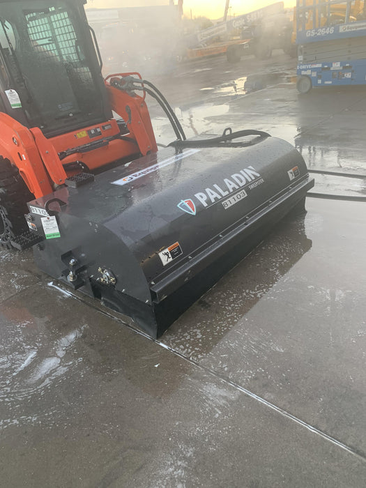 2020 PALADIN Sweepster SB72