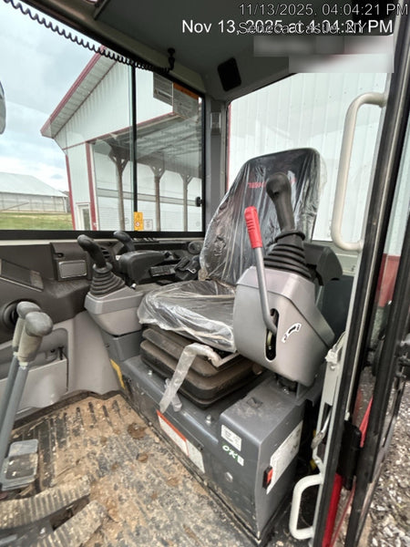 2025 TAKEUCHI TB235-2CR
