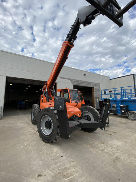 2022 SKYTRAK 12054