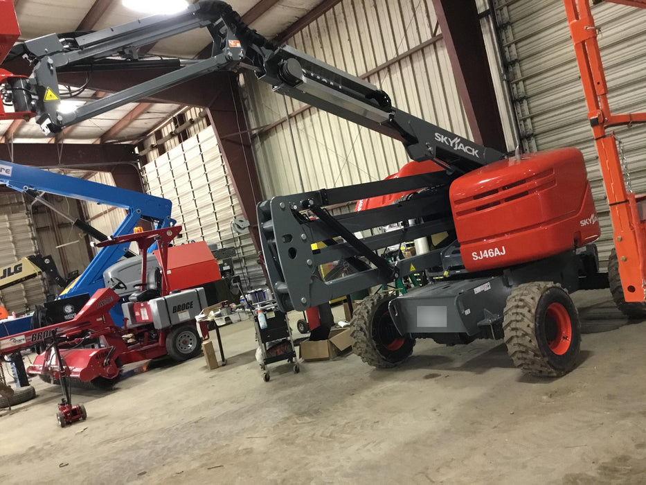 2017 Skyjack SJ46 AJ Skyjack 46AJ, Diesel Engine, Foam Filled Tires, 30x72" Platform, Extended Warranty 5yr/5k hr