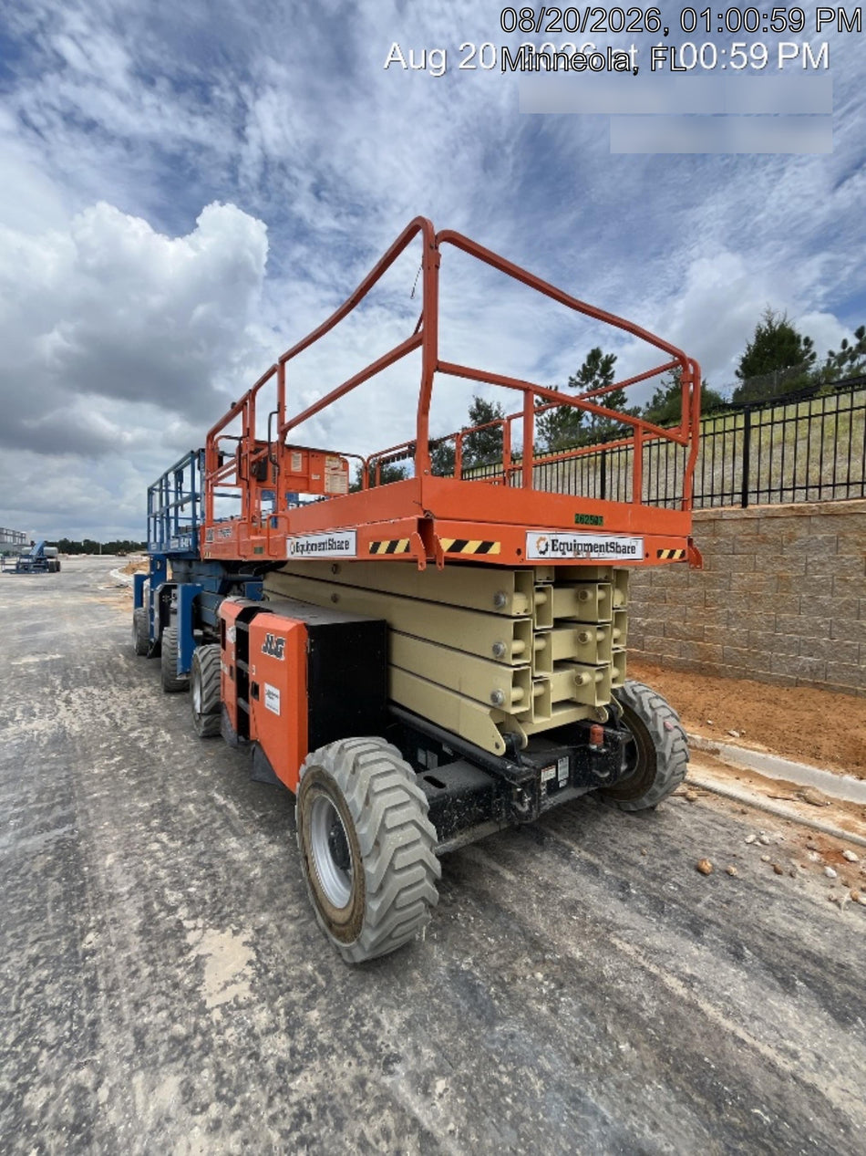 2022 JLG 4394RT