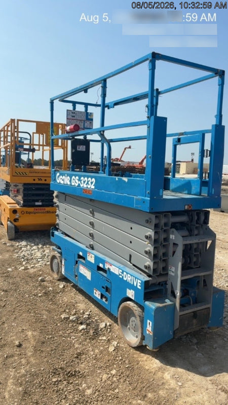 2022 GENIE GS-3232