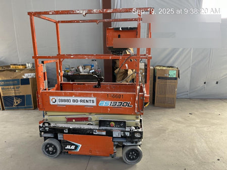 2021 JLG ES1330L