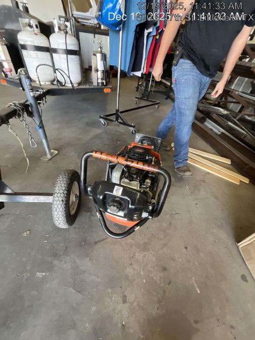 2025 HUSQVARNA LT6005