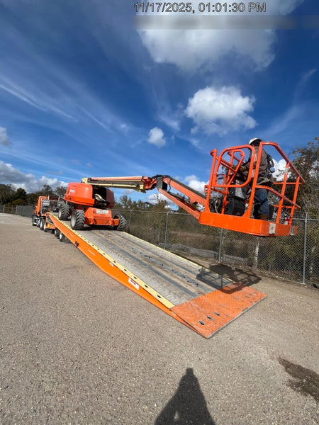 2019 JLG 660SJ