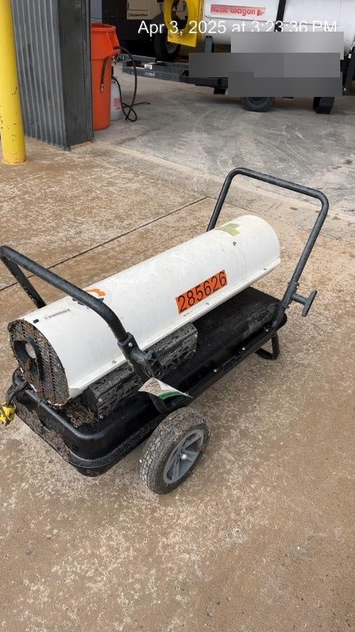 2022 LB WHITE Tradesman K175