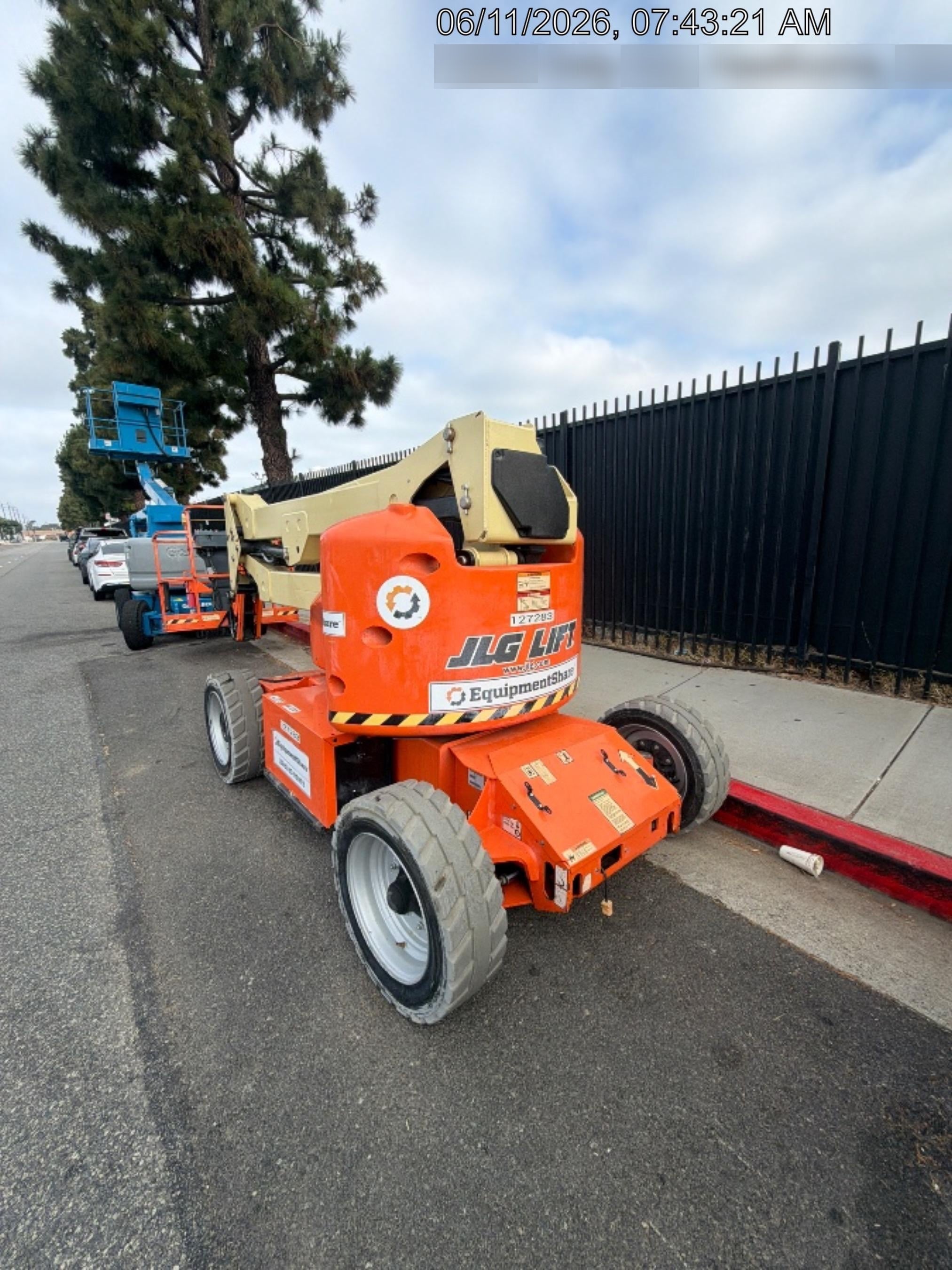 2021 JLG E450AJ