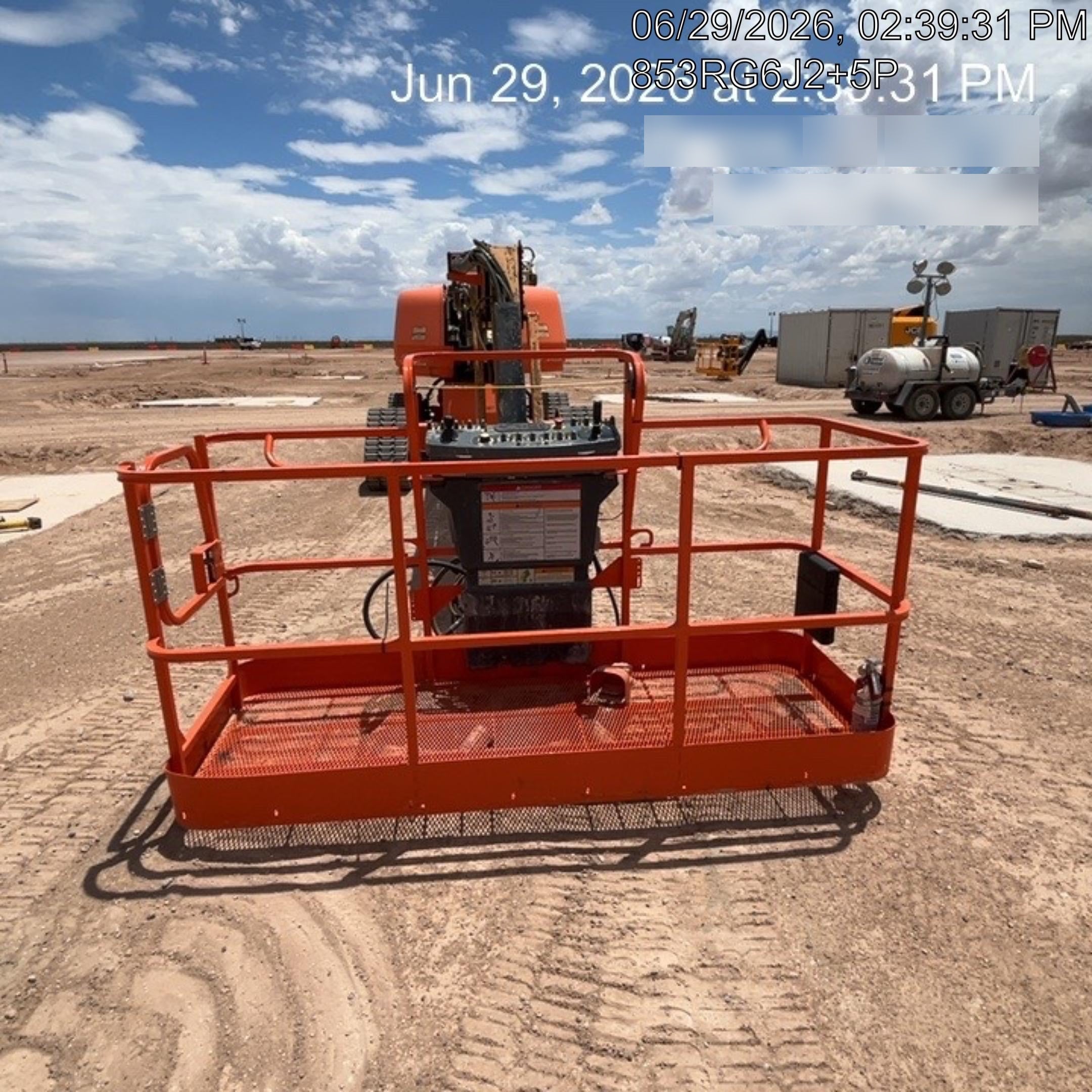 2022 JLG 660SJ Quad Track